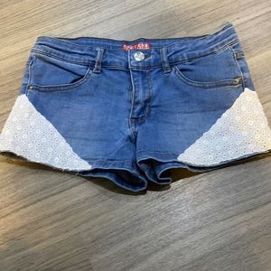 Girls guess shorts